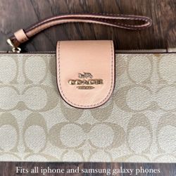 Coach wristlet Wallet 