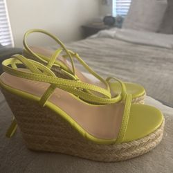 Yellow Wedges Size 6