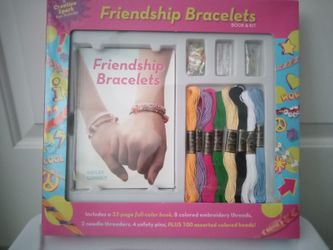 Girl's Friendship Bracelet Kit New In Box