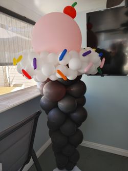 Ice cream Cone Balloon Arrangement