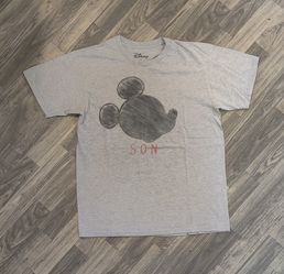Disney Adult Medium Mickey "Son" T-shirt 