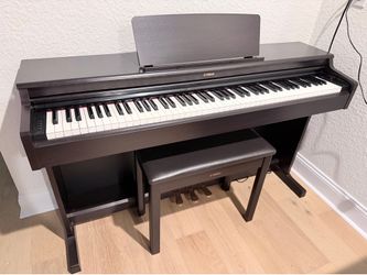 Yamaha Piano