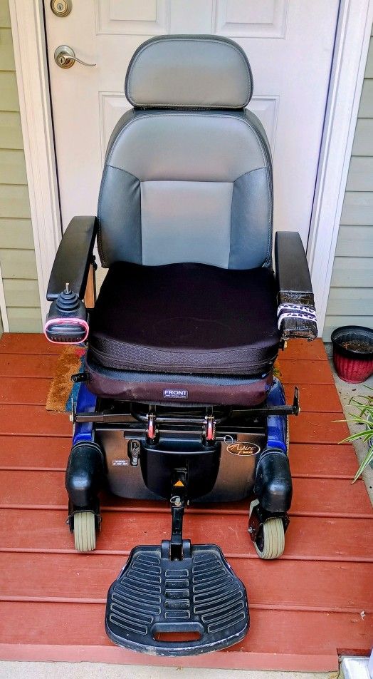 Jazzy Aspire Heavy Duty Mobility Scooter