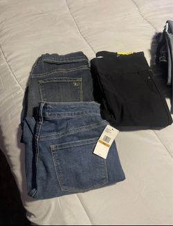 New Jeans And Shirts 
