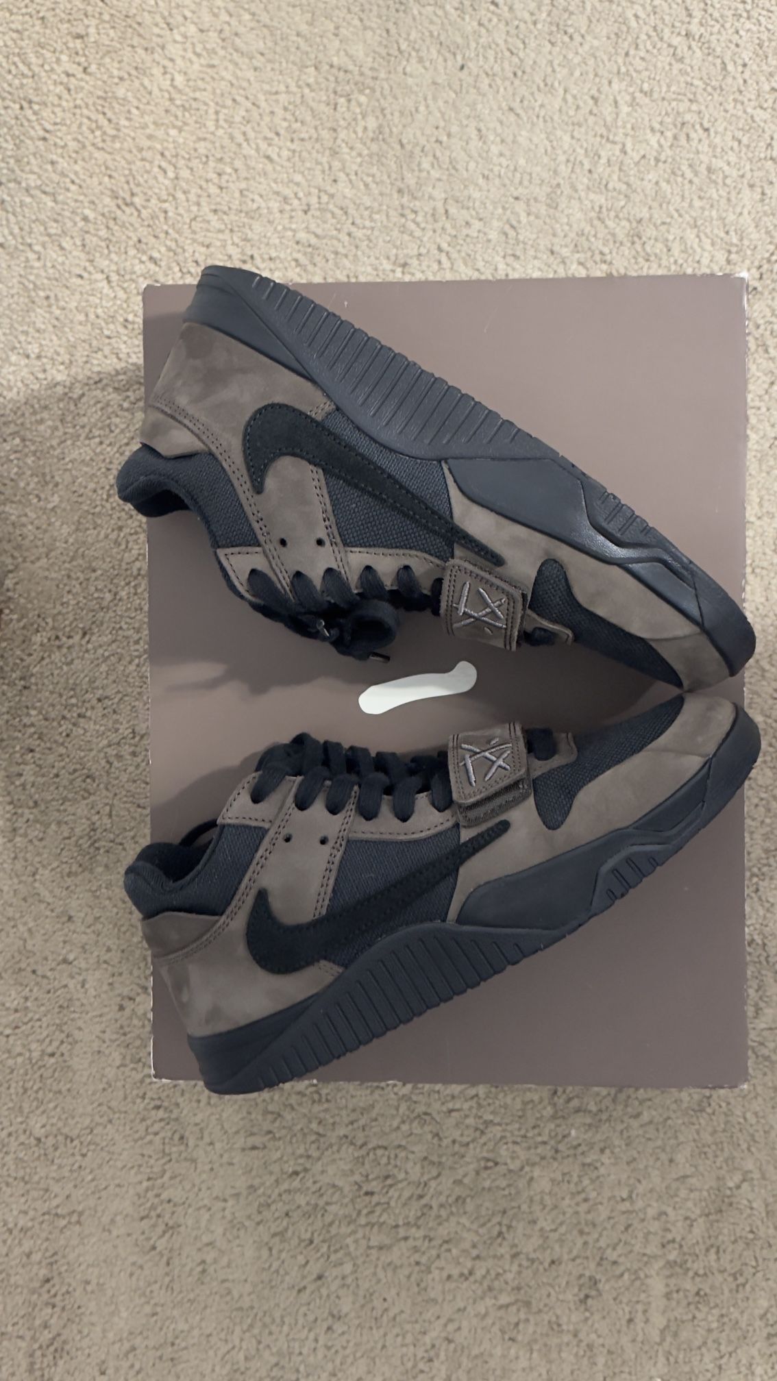 Travis Trainer Mocha (Size 8)