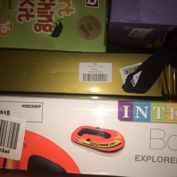 NIB Intex Boat With Oars