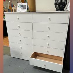 Dresser/ Twelve drawers dresser