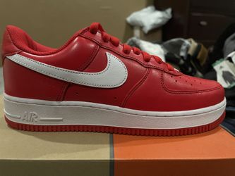 AF 01 University Reds