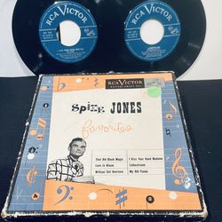 Spike Jones “Favorites” box set of 2  45”s