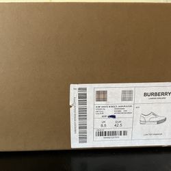 Burberry Sneakers