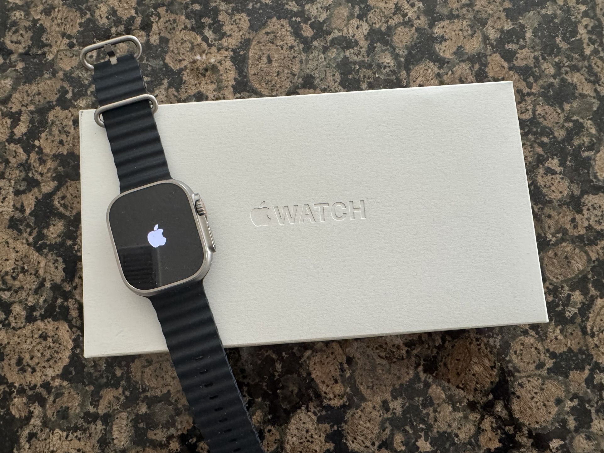 Apple Watch Ultra 49mm Titanium