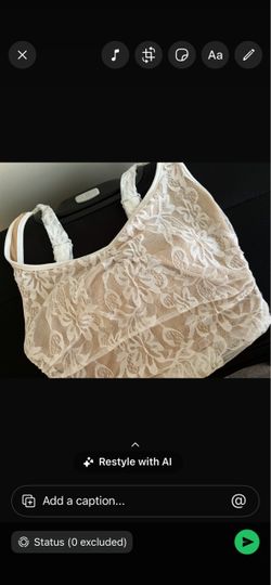 Women crop top