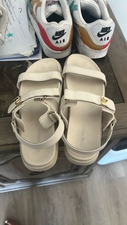 Steve Madden sandals size 5 - $10