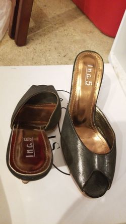 Designer shoes size 5.5