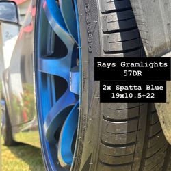 19x10.5+22 57dr Gramlights 