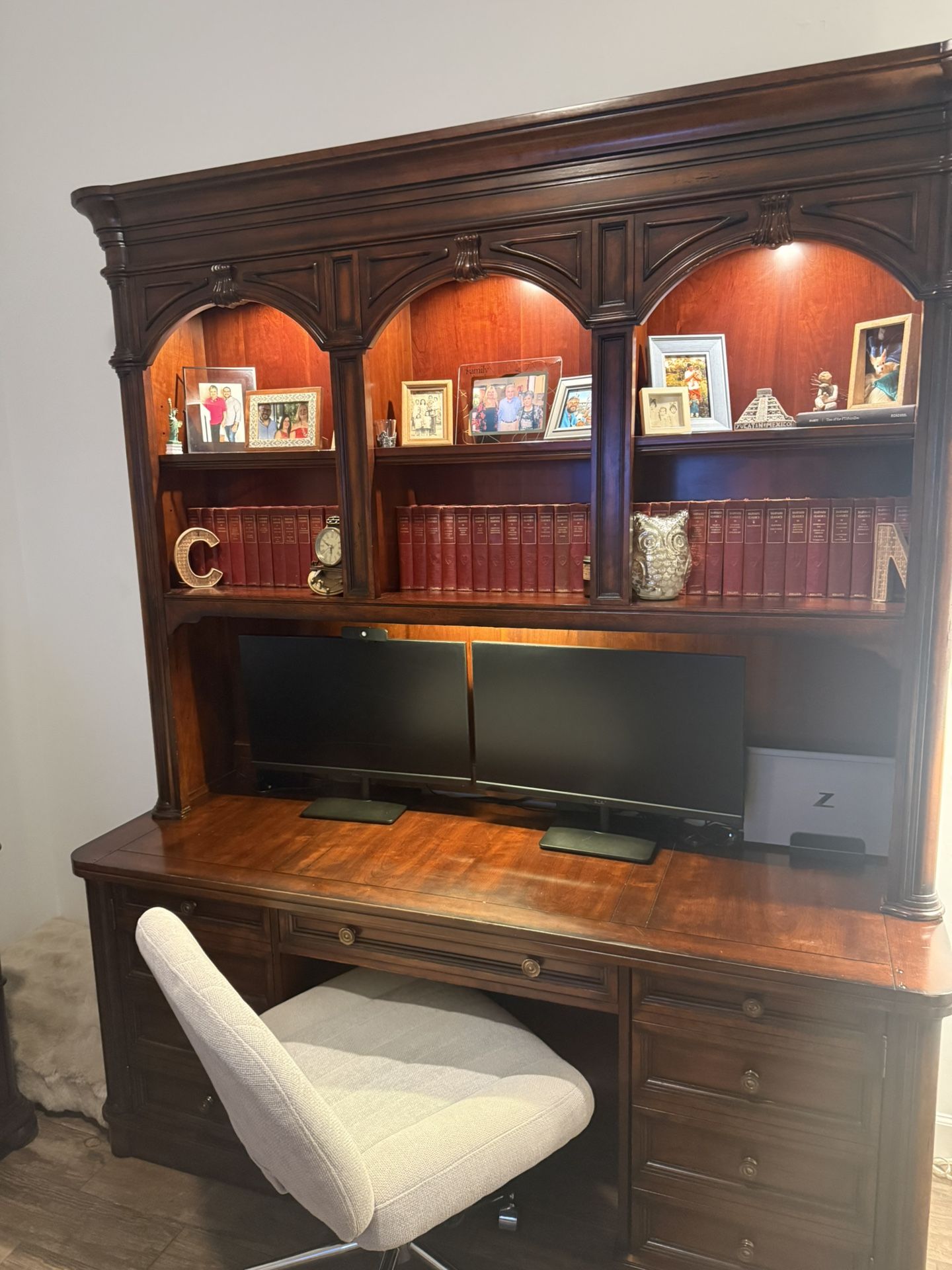 Hooker Furniture Mahogany Computer Desk w/ Hutch + Dimmable Lighting – $400