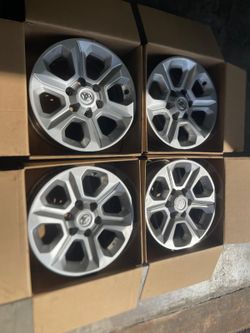 Toyota four Runner rims