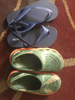 2 pair of boy sandals new