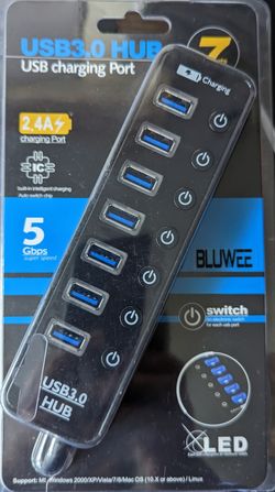 USB 3.0 Hub. Brand New Sealed!!