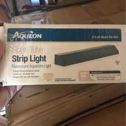 Aqueon Single Tube Strip Light Fluorescent Aquarium Light