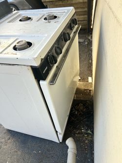 FREE!!! Gas Stove