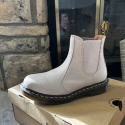 Dr Martens Boots- Vintage Taupe