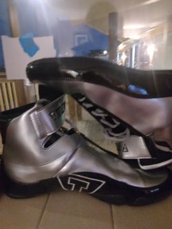 Title Boxing Tennis Shoes