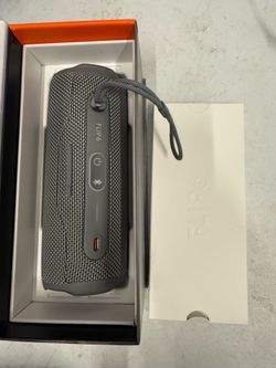 JBL FLIP6GRY Flip 6 Portable Waterproof Speaker (Gray)
