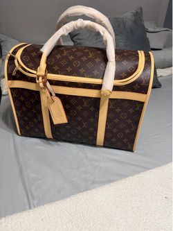 PET carrier $1200