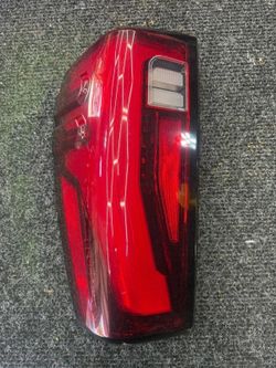 2020-2023 GMC Sierra 2500HD 3500HD Denali LH Tail Light LED OEM (contact info removed)7