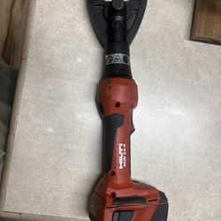 The NUN 54-A cordless universal cutting and crimping tool helps get the job done. Features automatic jaw retraction, compact inline design, 350 degree