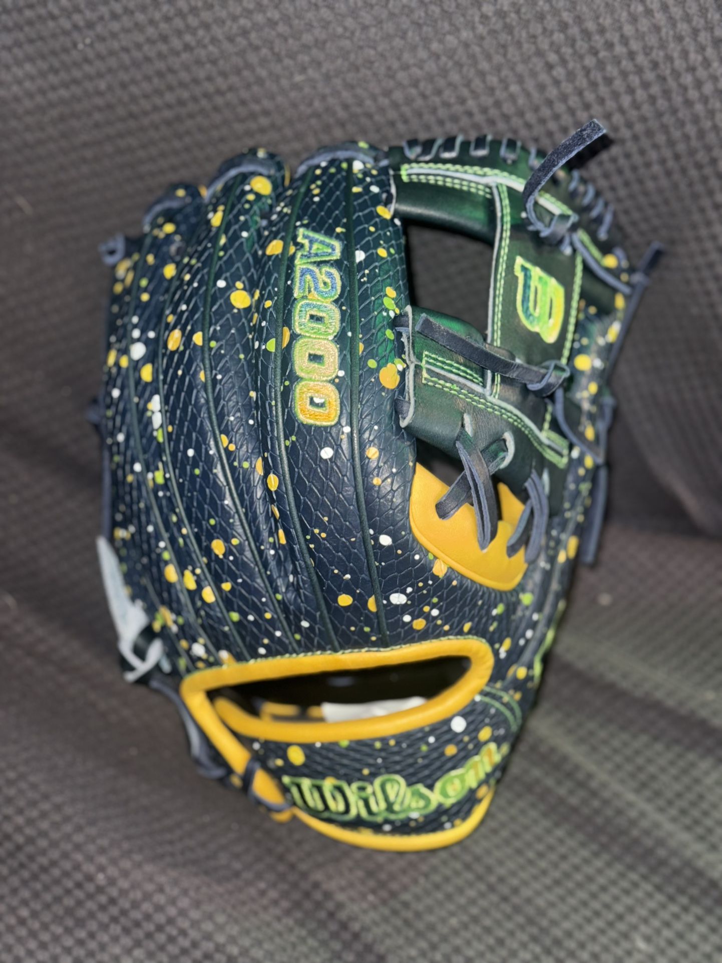 Wilson 11.5” Savannah Bananas 1786SS A2000 Tour Paint Splatter Series Glove