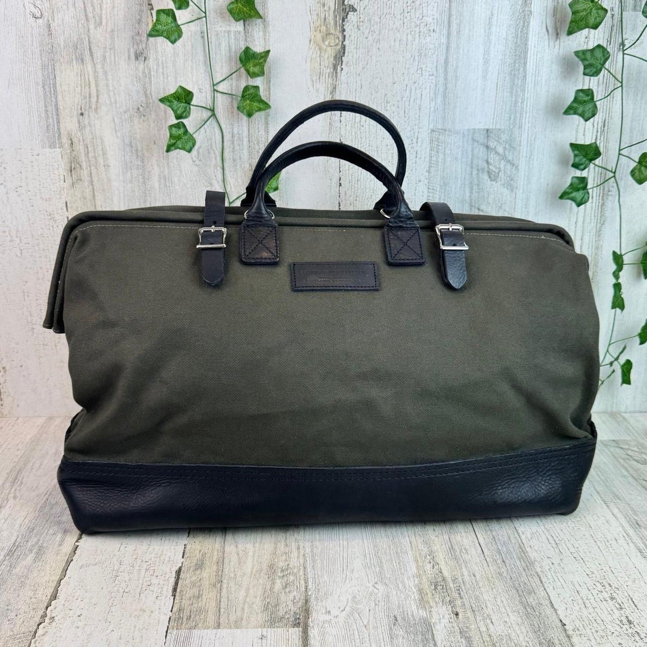 Women's Black and Green Accessory(L162)