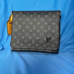Louis Vuitton Mens PM Messenger Bag