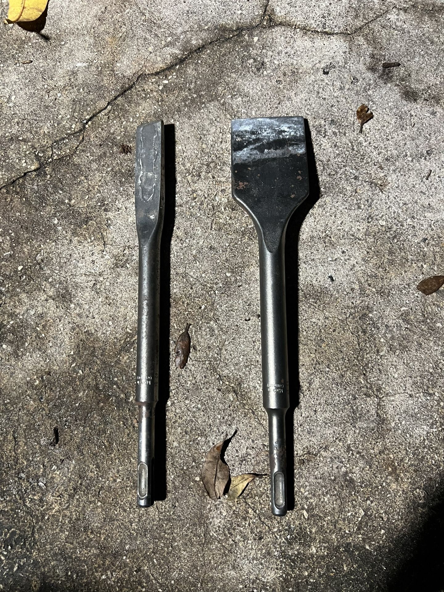 Milwaukee rotary hammer drill chisels (2)