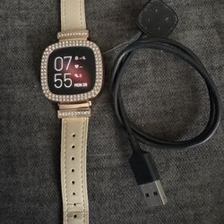 Fitbit Versa 4