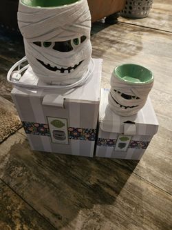Scentsy wax burners
