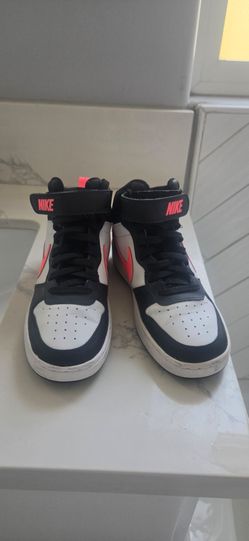 Nike High-Top Sneakers White Black Red