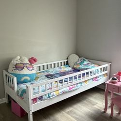 Free White Bed Frame No Mattress 