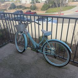 Schwinn Beach Cruiser 