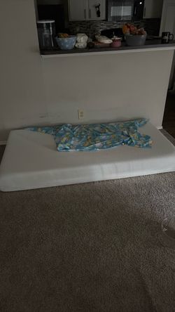 Zinus 8 inch single bed mattress
