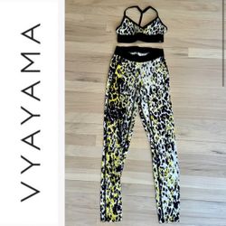 VAYAMA Toxin Free Sustainable Yoga Pants / Leggings and Matching Sports Bra
