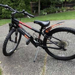 Novara All Terrain Mountain Bike 