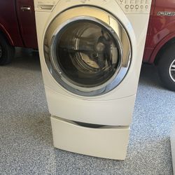 Washer/Dryer with Stands