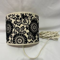 Vintage home decor wall lamp black and white floral filigree pattern