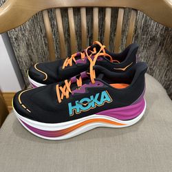 Hoka Skyward X Men’s shoe