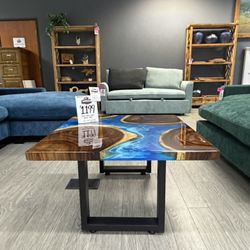 Beautiful Resin Coffee Table 