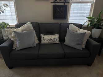 BEAUTIFUL CHARCOAL GRAY SLEEPER SOFA – LIKE NEW –$500