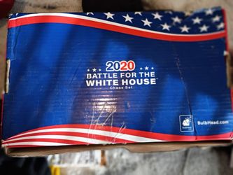 2020 battle for the White House chess set
