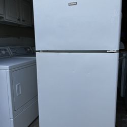 Hotpoint Refrigerator 